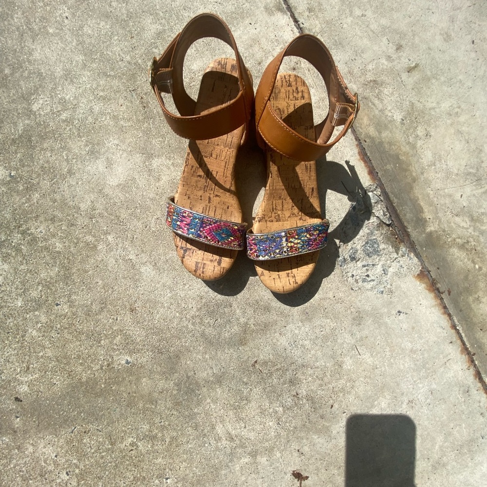 American Eagle wedges